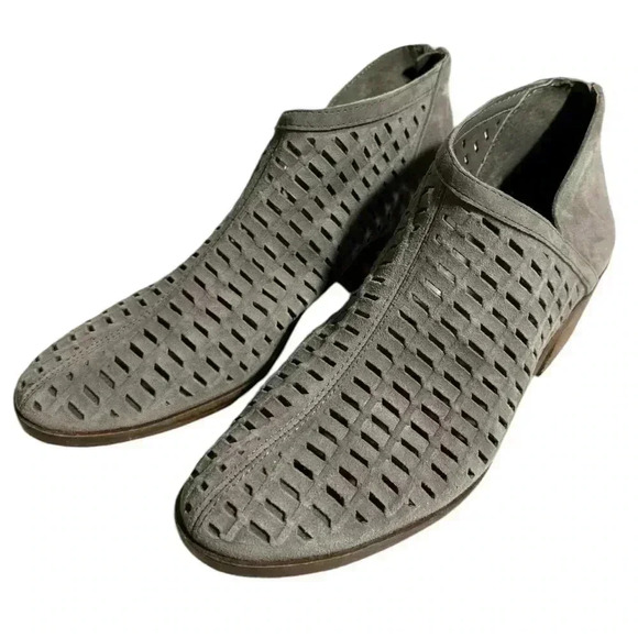 Vince Camuto women's Pekkan Perforated Suede Booties in Graystone,  size 8.5 - Picture 9 of 10